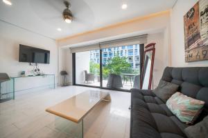 Condo Yucatan - Modern 1 Bedroom in Central Playa Near 5th - At Calle 38 condos