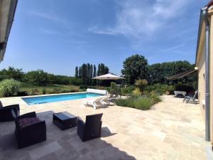 Villas Villa Poujol en Dordogne, piscine chauffee : photos des chambres