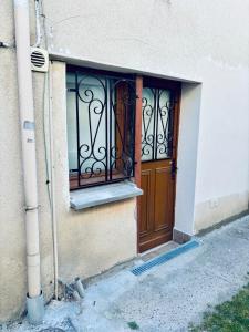 Appartements Studio proche Tram T2 : photos des chambres