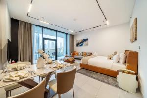 Airstay - Sleek Studio - Burj Khalifa & Pool Views - Monthly Offer Available