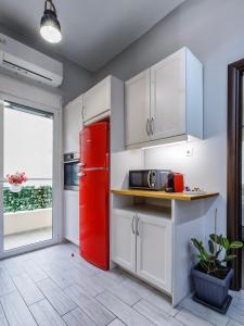 Athenian Petralona Suite near Athens City centre