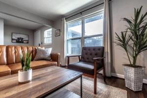 Montrose Stay 1BR Apt Parking Fast Internet