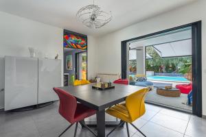 Villas Beautiful Modern villa lei Suza with great pool exotic garden : photos des chambres