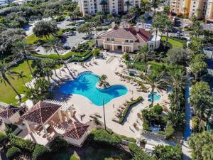 New Smyrna Beachfront Modern 9th Floor Condo Pool Hot Tub - 4hvězdičkové hotely ve městě New Smyrna Beach
