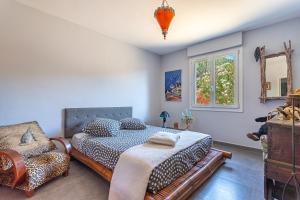 Villas Beautiful Modern villa lei Suza with great pool exotic garden : photos des chambres