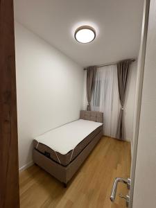 I&I Apartments