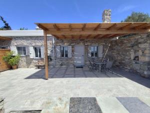 Karystos Chora Suites