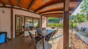 Jungle Family Villa near Park Aventura,Lake,Zoo