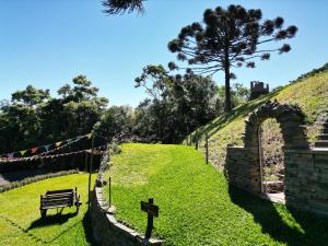 Toca da Araucária - Condado de Prata