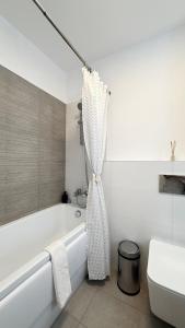 SoHo Unirii Studio - Near Old Town, Terrace - RH Living