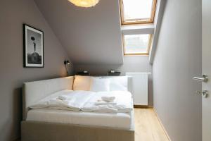 Modern 3BR perfect for 4-6 metro close to Naschmarkt