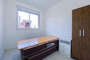 Praia de Palmas - Apto 200m do Mar, 3 Dorms - 0167