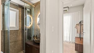 Blue Dream - Beach Front Villa