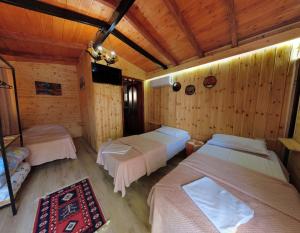 Rooms Merlika -Inside the Castle-