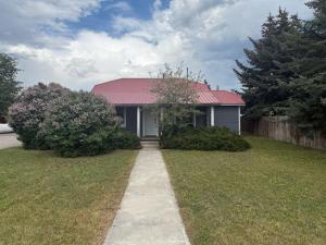 New Listing, Blue Cabin, Downtown, Cozy Getaway - 3-star hotels in Driggs