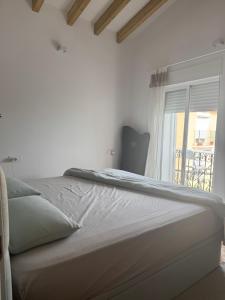 Cozy House in the Mountains with Sea Views