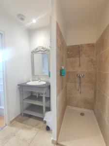 Appartements La Redorte Appartement au chateau 8 : photos des chambres