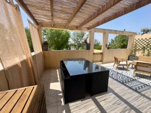 Appartements Appartement 3 Chambres, terrasse privee, piscine, parking : photos des chambres
