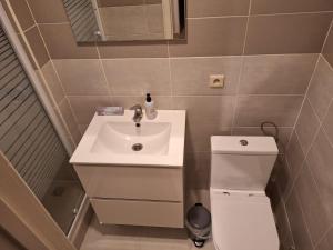 Cozy Nest by Gare du Midi