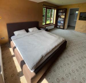 Modern 2BR appartment with spacious terrace