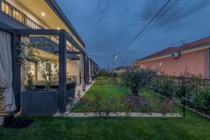 Villa Trixie - Green Garden Villas