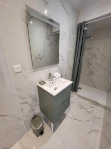 Appartements Aparthotel Des 2 Caps : photos des chambres