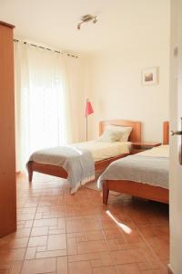 Charming Lagos Stay - Walk to Beach & Historic Centre