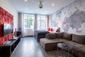 Hyper central and super comfy