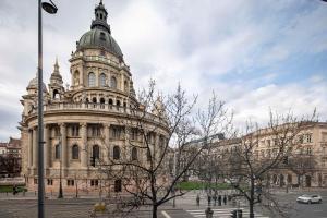Extreme Central Studio with Bazilika View