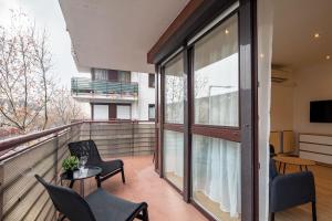 Balcony - Central - Spacious - Sunny