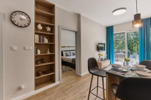 Golden Hour Apartments- Zielona Ostoja 8B