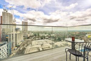 Contractor 1BR, Long Stay, Fast WiFi, Near Tube