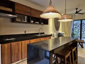 A beautiful family apartment with a private pool A7