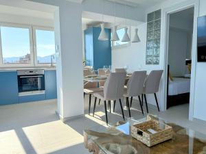 Diseño y vistas de lujo en 1º línea de playa