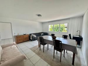 Moderne 65m2 Wohnung mit Garten am Waldrand nähe Basel