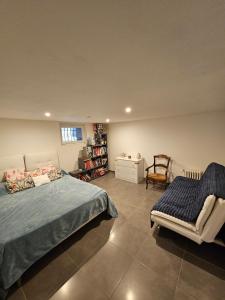 Villas Superbe maison avec piscine en centre ville : photos des chambres