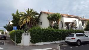 Villas Superbe maison avec piscine en centre ville : photos des chambres