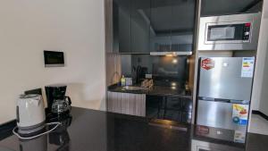 Luxurious studio with pool and gym 312