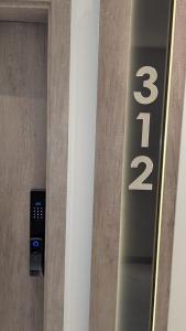 Luxurious studio with pool and gym 312