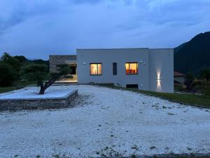 Design Villa with Pool - Lake Maggiore