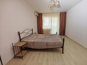 Apartment on Pedahohichna 17