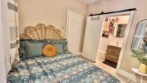 Modern 1 Bed-Theatre, City Stay