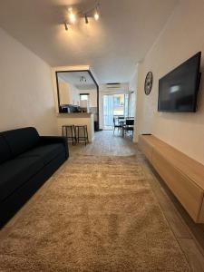 Studio cosy avec balcon - Tramway au pied, proche centre