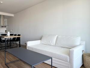 2 apartments, top quality, pool gym Coworking