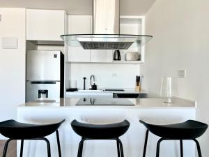 2 apartments, top quality, pool gym Coworking