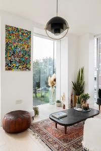 Sun-Drenched London City Hoxton Shoreditch 2 Bedroom Penthouse Zone 1