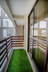 Modern & Cozy 2-Bedroom Apartment in Nairobi with Balcony views