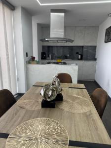Apartamento centro comercial