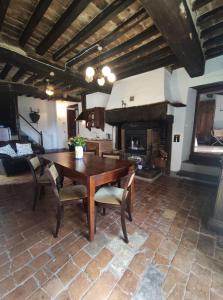 Castello di Pianettole 3 camere da letto matrimoniali