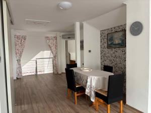 Apartment in Balatonbereny - Balaton 18047